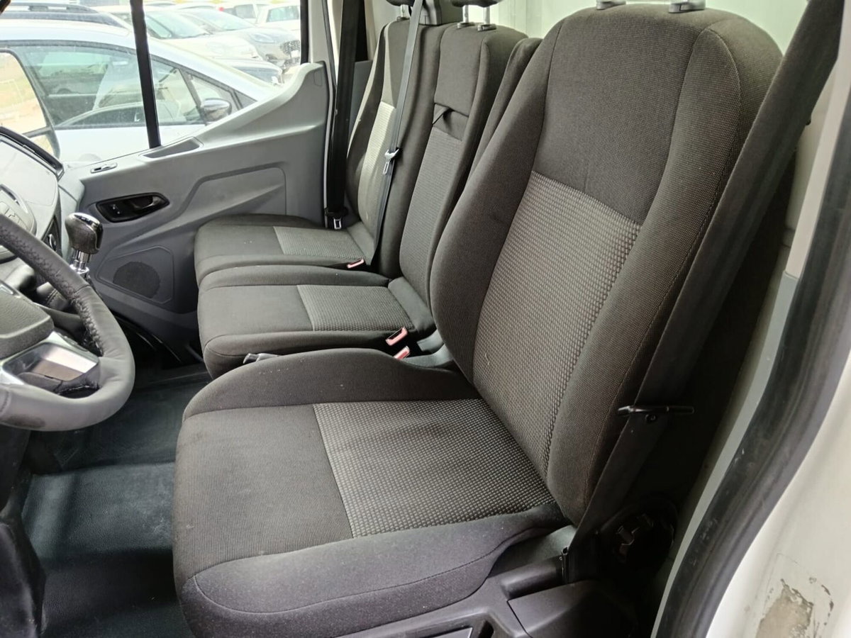 Ford Transit Telaio 350 2.2TDCi 155CV PM-RG RWD Cabinato Entry (10)