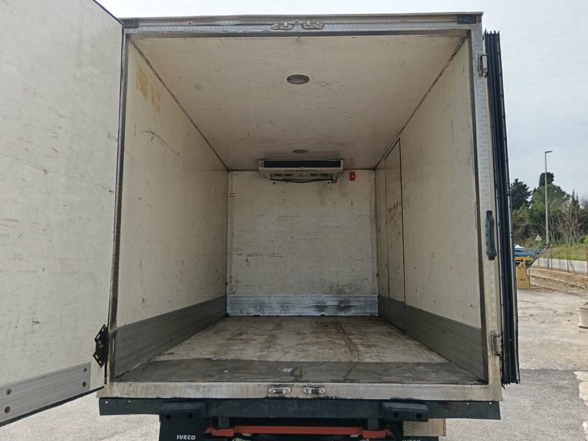 Ford Transit Telaio 350 2.2TDCi 155CV PM-RG RWD Cabinato Entry (11)