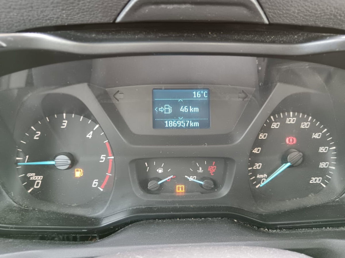 Ford Transit Telaio 350 2.2TDCi 155CV PM-RG RWD Cabinato Entry (12)