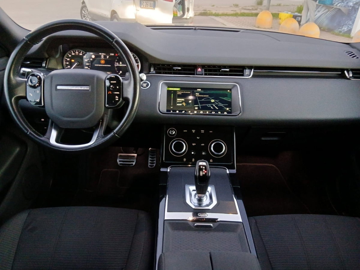Land Rover Range Rover Evoque 2.0D I4-L.Flw 150 CV R-Dynamic S (6)