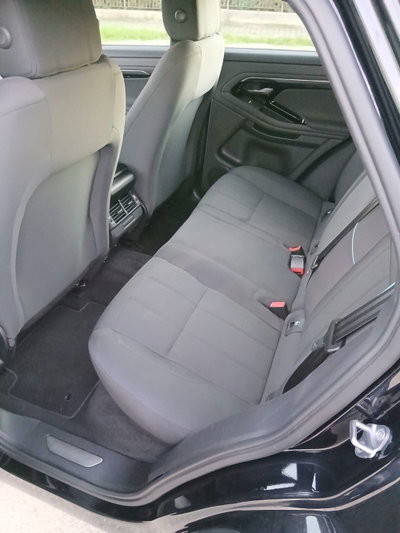 Land Rover Range Rover Evoque 2.0D I4-L.Flw 150 CV R-Dynamic S (8)