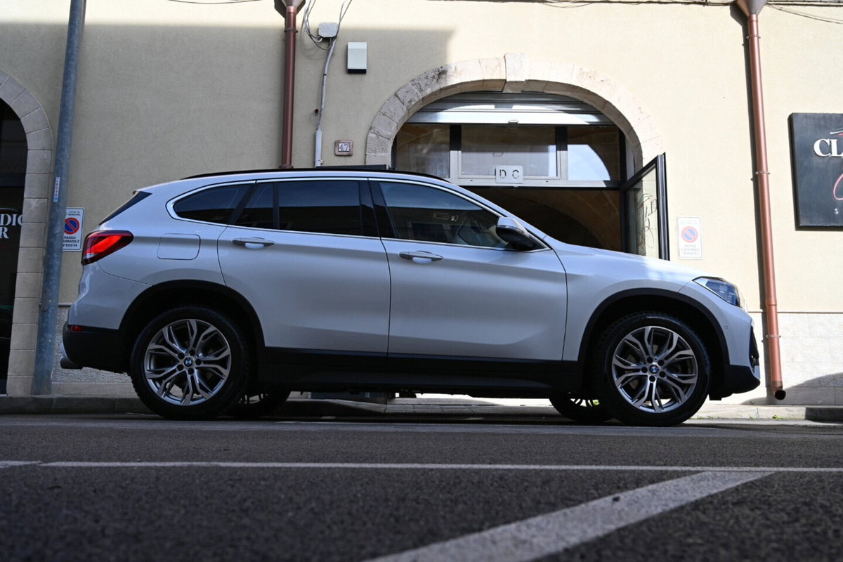 BMW X1 xDrive18d Business Advantage (14)
