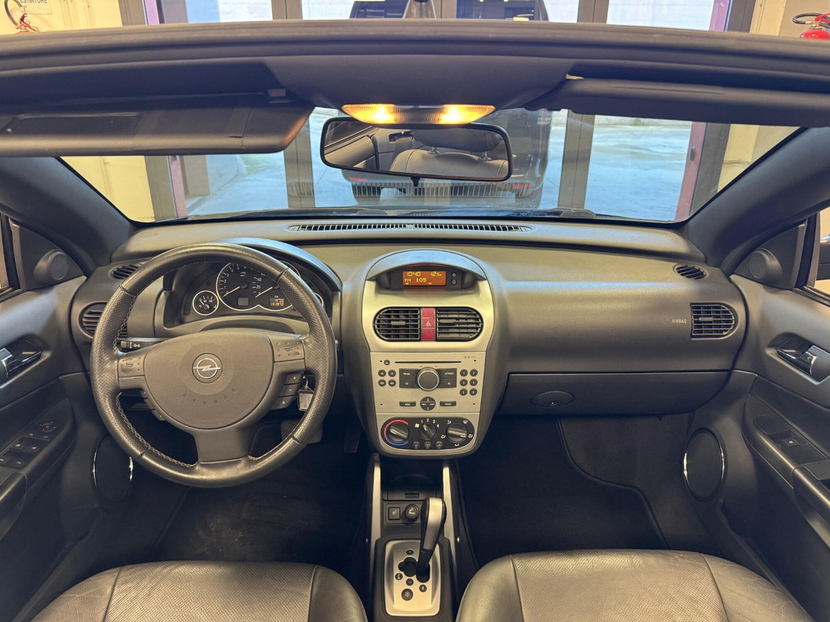 Opel Tigra TwinTop 1.4 16V Sport (11)