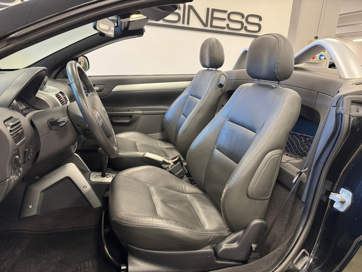Opel Tigra TwinTop 1.4 16V Sport (12)