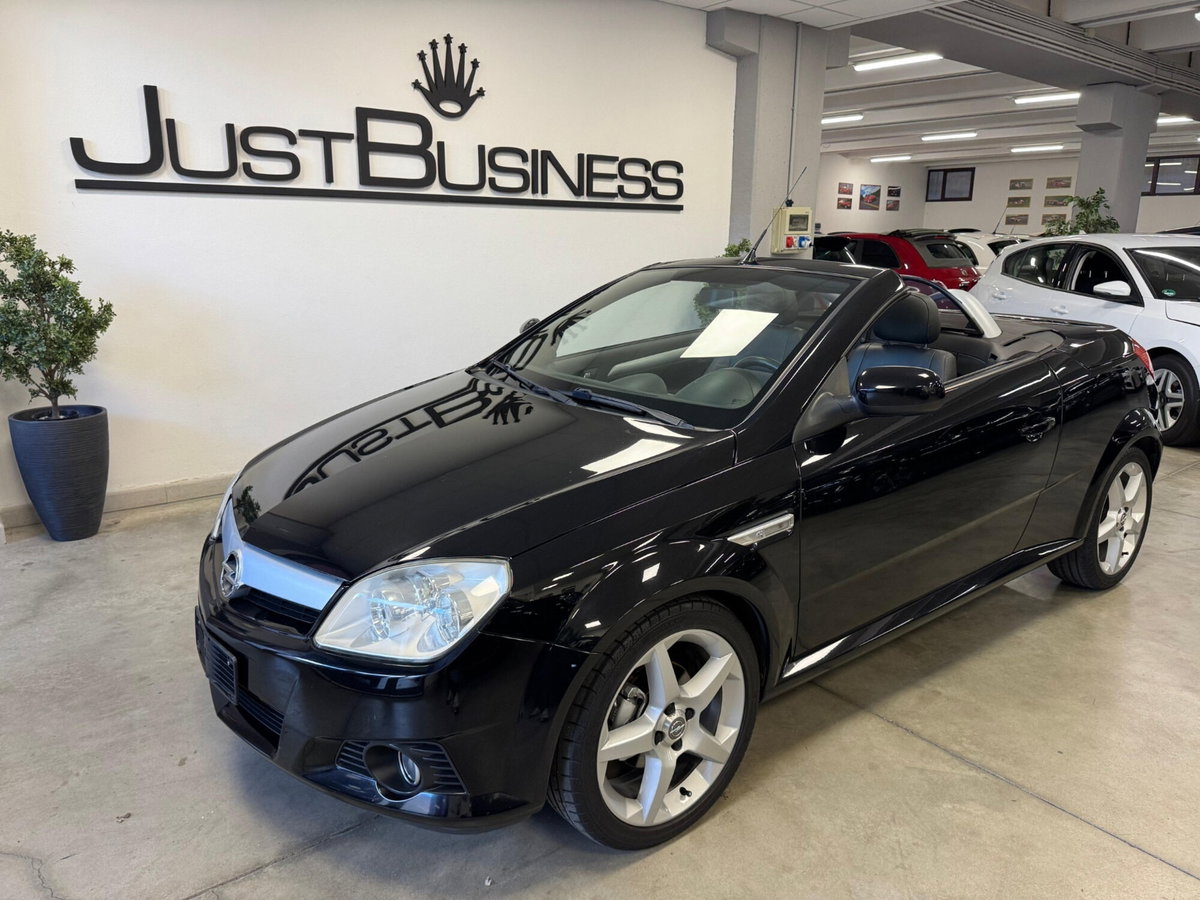 Opel Tigra TwinTop 1.4 16V Sport (7)