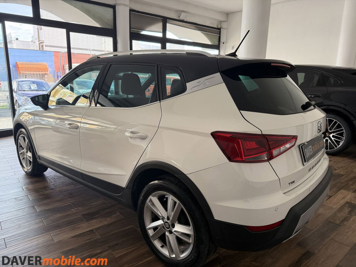 SEAT Arona 1.0 TGI FR (4)