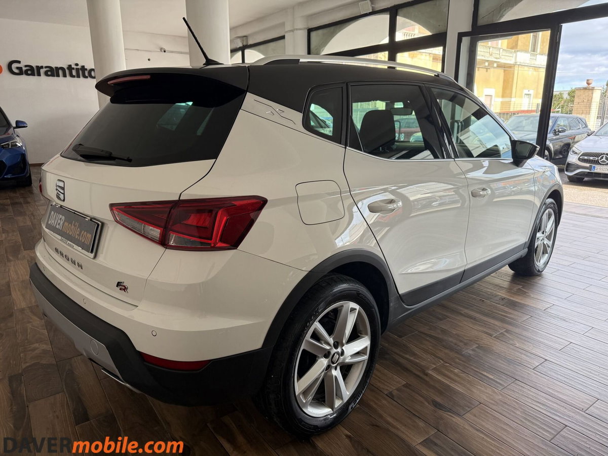 SEAT Arona 1.0 TGI FR (6)