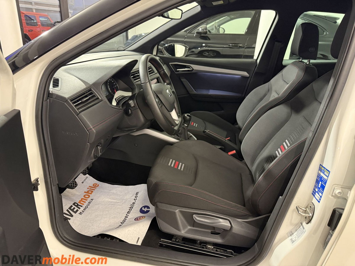 SEAT Arona 1.0 TGI FR (8)