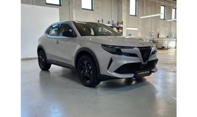 Alfa Romeo Junior elettrica Ti 156cv