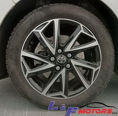 Toyota Yaris 1.5 Hybrid 5 porte Energy (13)