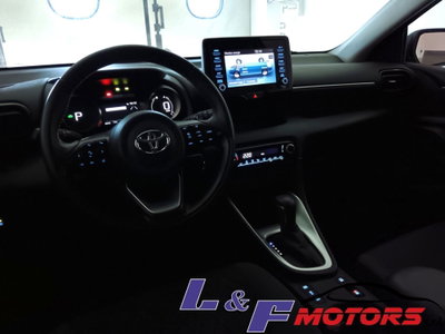 Toyota Yaris 1.5 Hybrid 5 porte Energy (15)