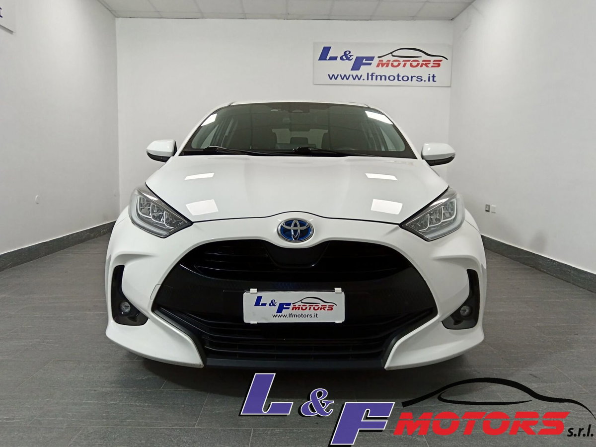 Toyota Yaris 1.5 Hybrid 5 porte Energy (3)