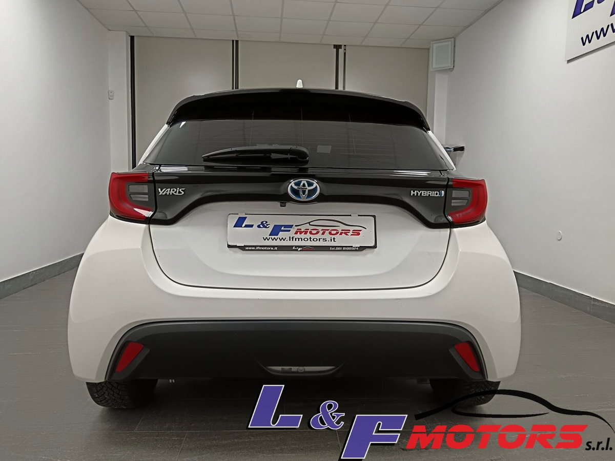 Toyota Yaris 1.5 Hybrid 5 porte Energy (6)