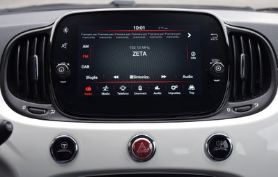 Fiat 500 1.0 Hybrid Club (19)