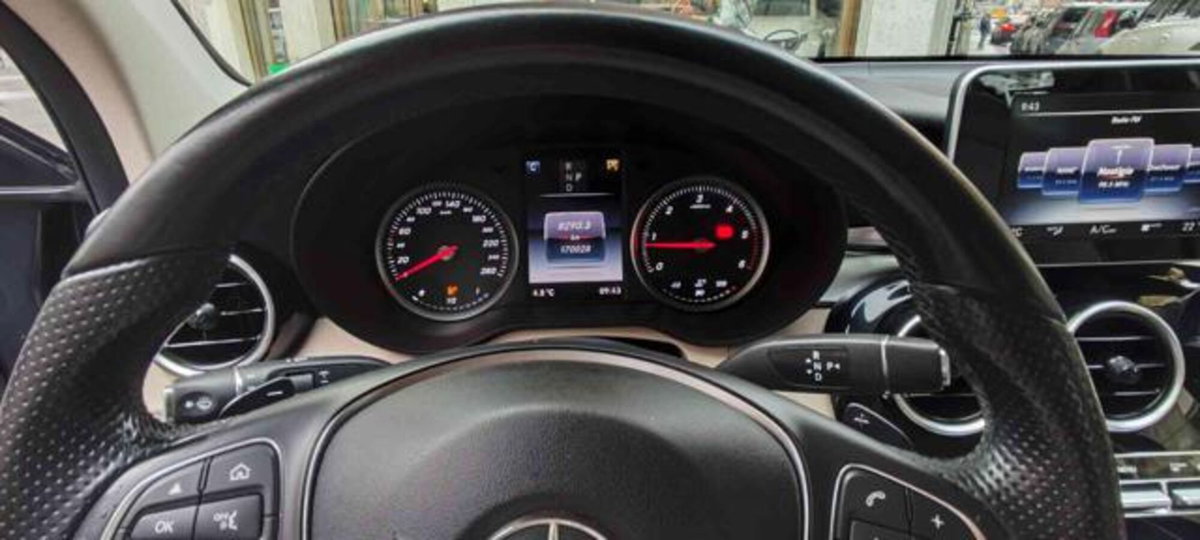 Mercedes-Benz GLC SUV 220 d 4Matic Sport (14)