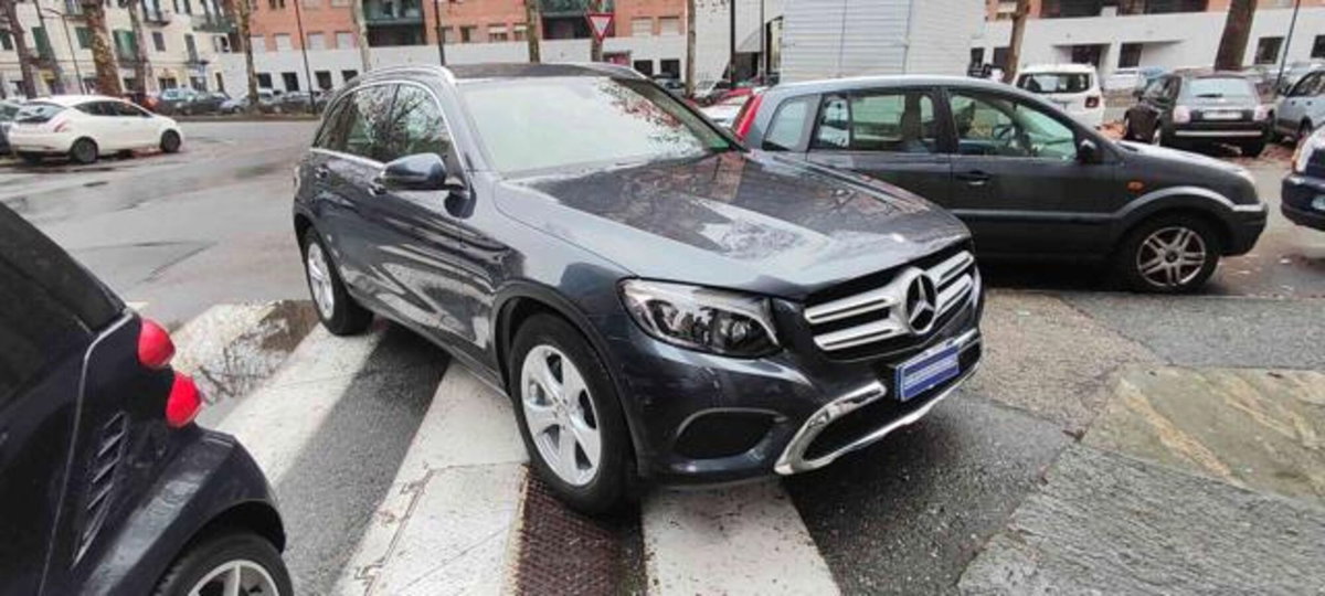 Mercedes-Benz GLC SUV 220 d 4Matic Sport (3)