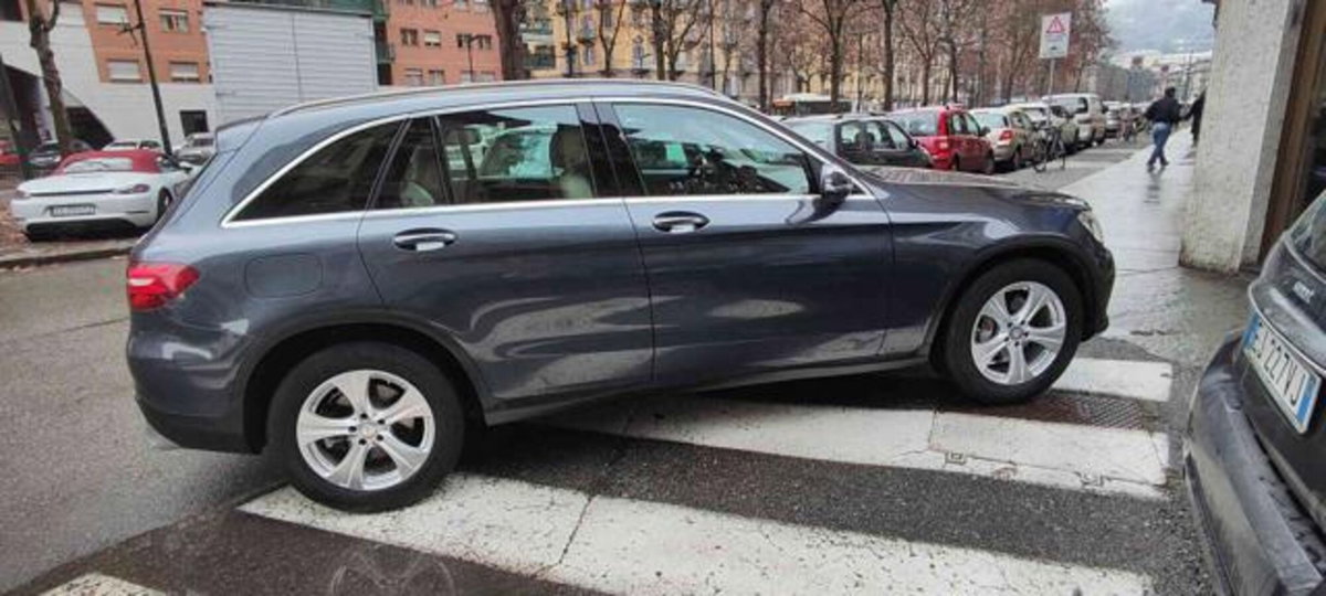 Mercedes-Benz GLC SUV 220 d 4Matic Sport (4)