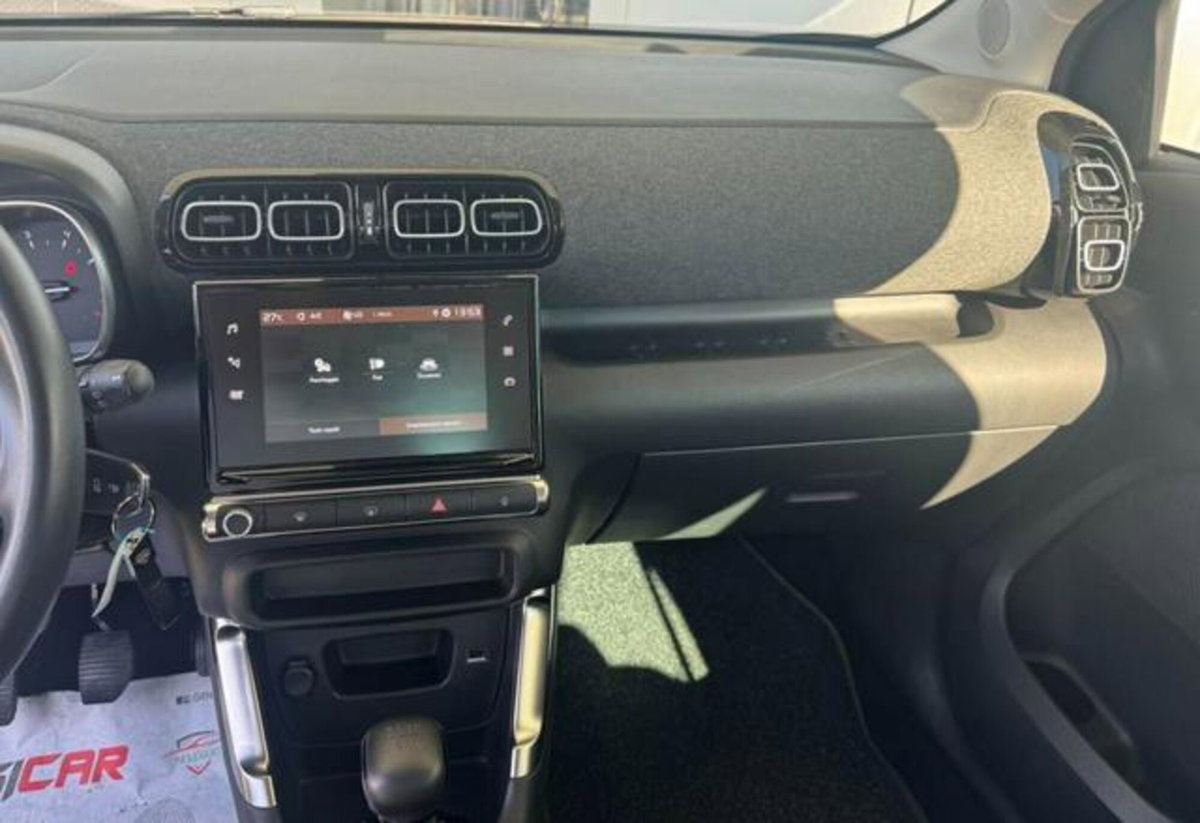 Citroen C3 Aircross BlueHDi 110 S&S Shine Pack (12)