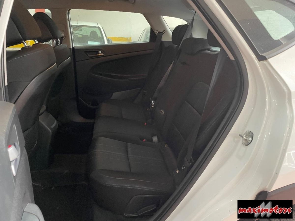 Hyundai Tucson 1.7 CRDi Comfort (7)