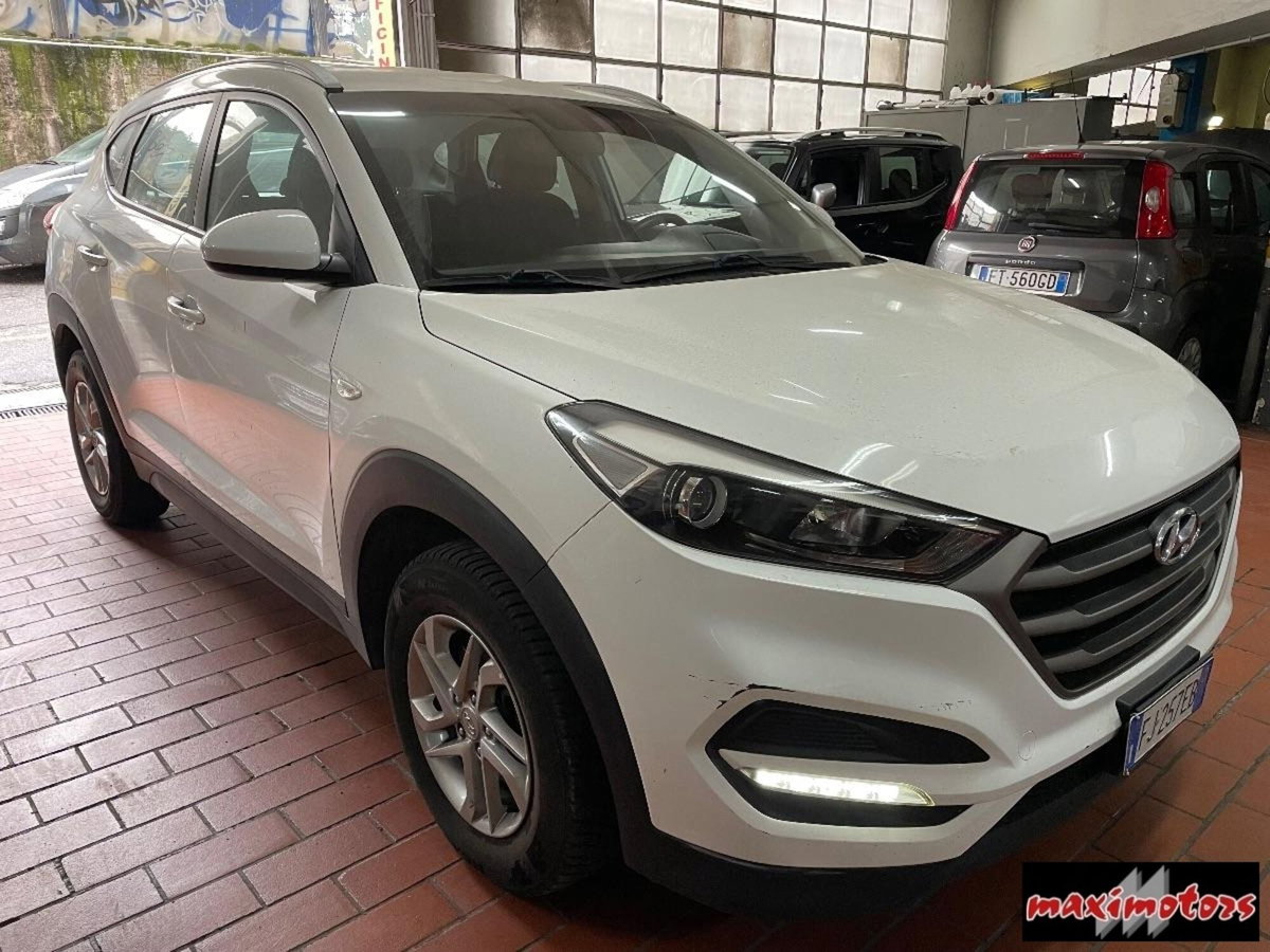 Hyundai Tucson 1.7 CRDi Comfort (9)