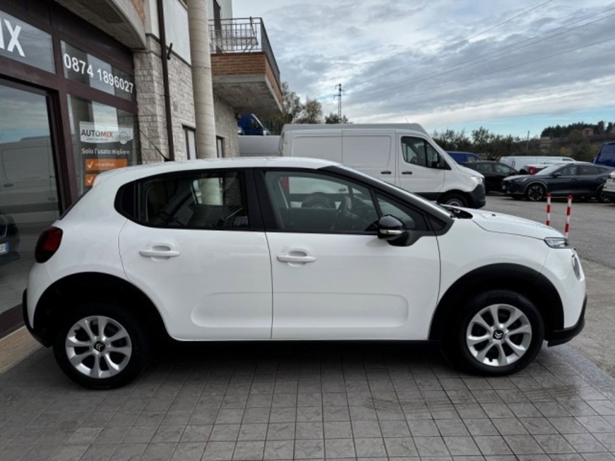 Citroen C3 BlueHDi 100 S&S Van Feel (11)