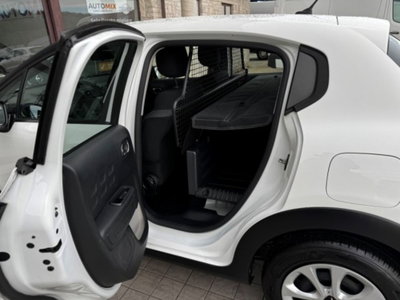 Citroen C3 BlueHDi 100 S&S Van Feel (15)