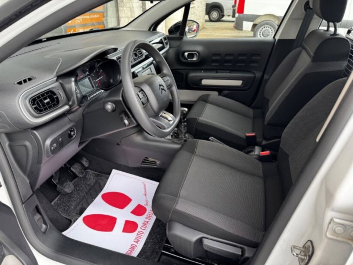 Citroen C3 BlueHDi 100 S&S Van Feel (17)