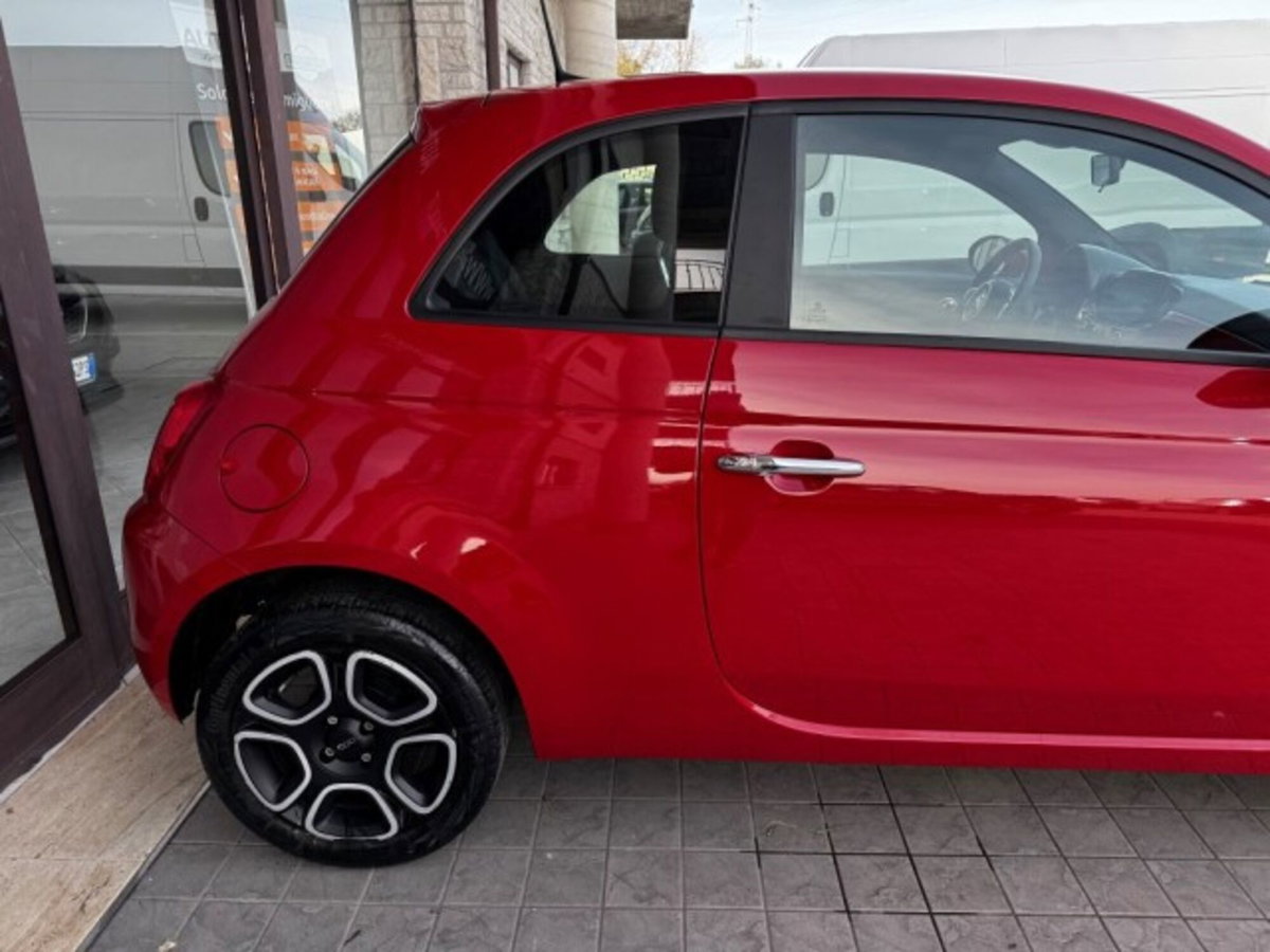 Fiat 500 1.0 Hybrid Club (12)