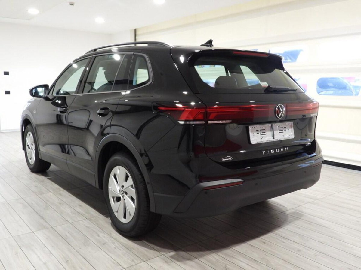 Volkswagen Tiguan 1.5 etsi Life 130cv dsg (6)