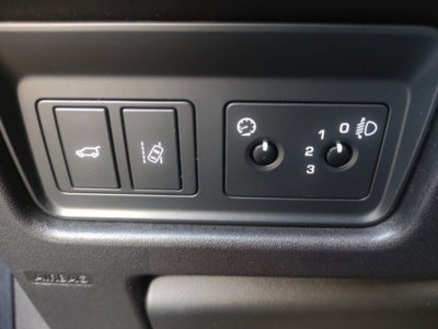 Land Rover Discovery Sport 2.0 TD4 180 CV Landmark Edition (13)