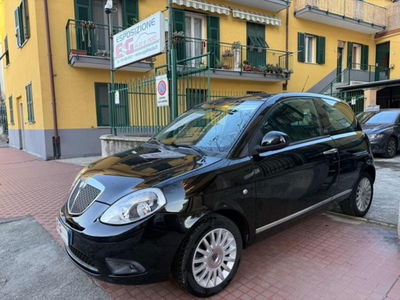 Lancia Ypsilon 1.2 69 CV Unyca usata
