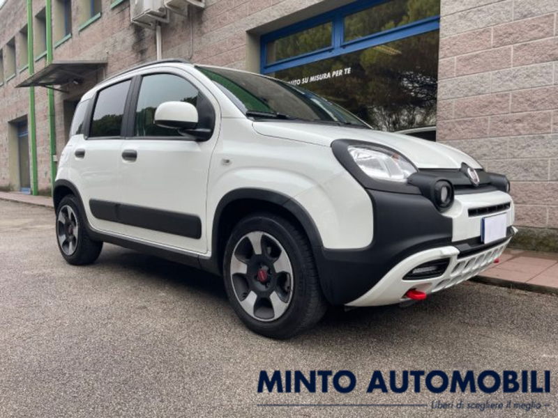 Fiat Panda Cross 1.0 firefly hybrid Cross s&s 70cv 5p.ti