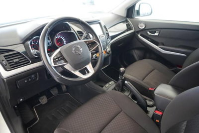 Ssangyong Korando 2.2 Diesel 2WD MT Plus (13)