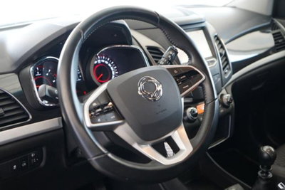 Ssangyong Korando 2.2 Diesel 2WD MT Plus (14)