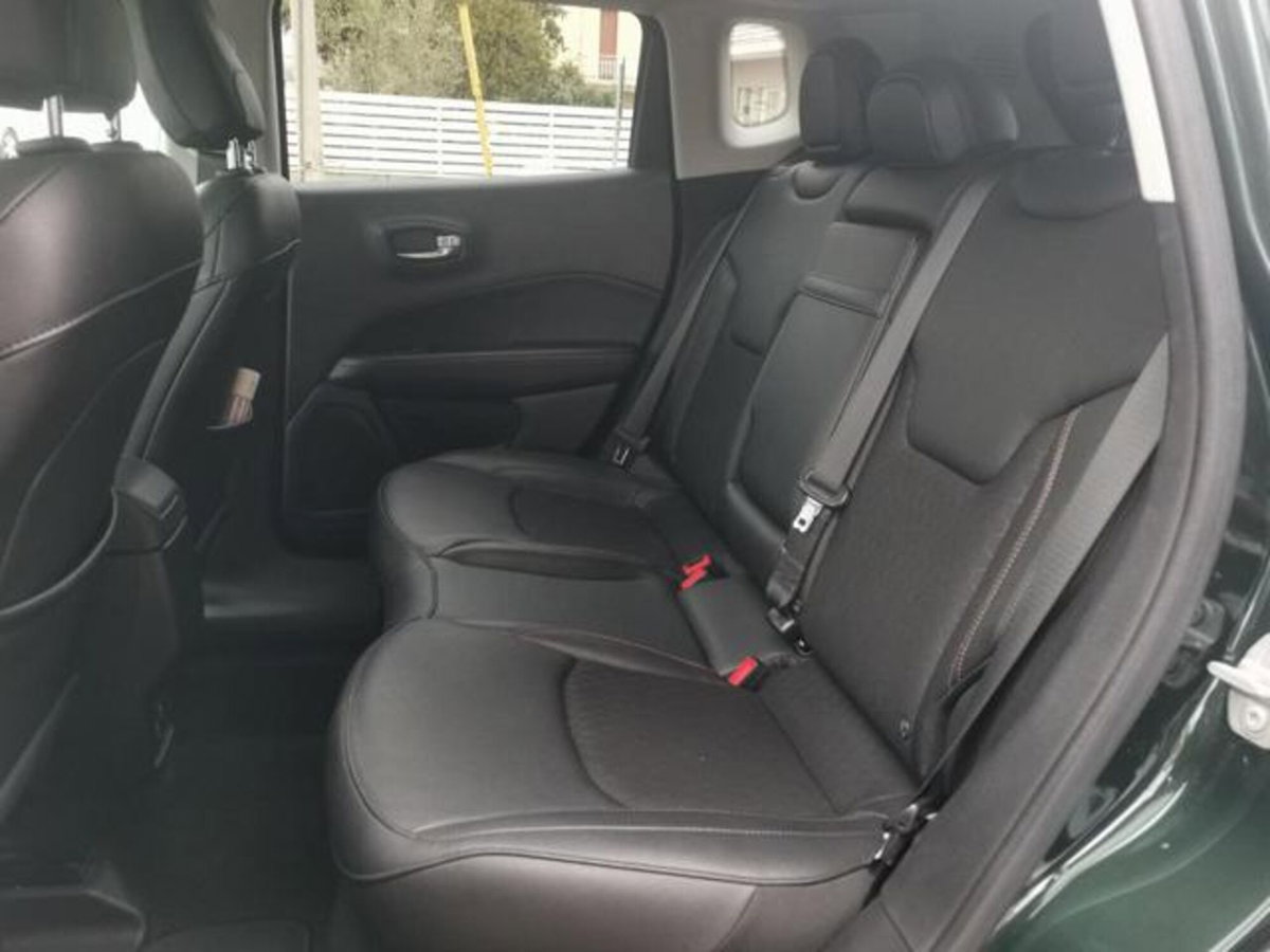 Jeep Compass 1.6 Multijet II 2WD Limited (13)