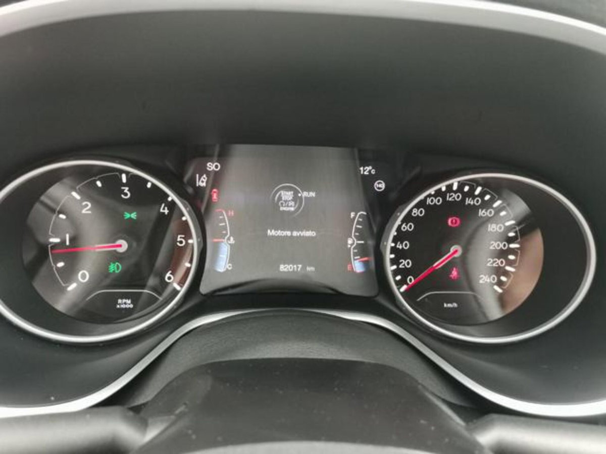 Jeep Compass 1.6 Multijet II 2WD Limited (14)
