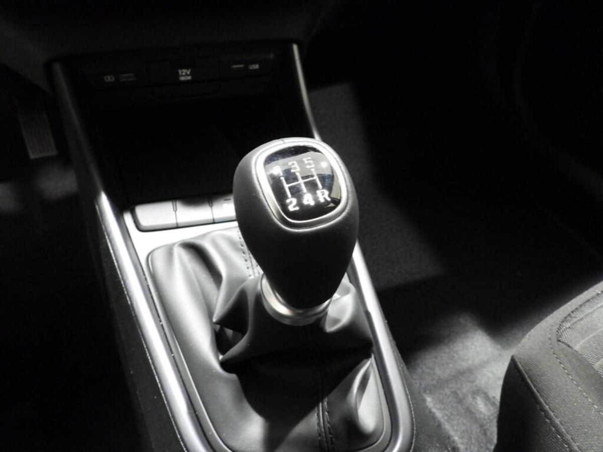 Hyundai i20 1.0 t-gdi Connectline 90cv mt (11)