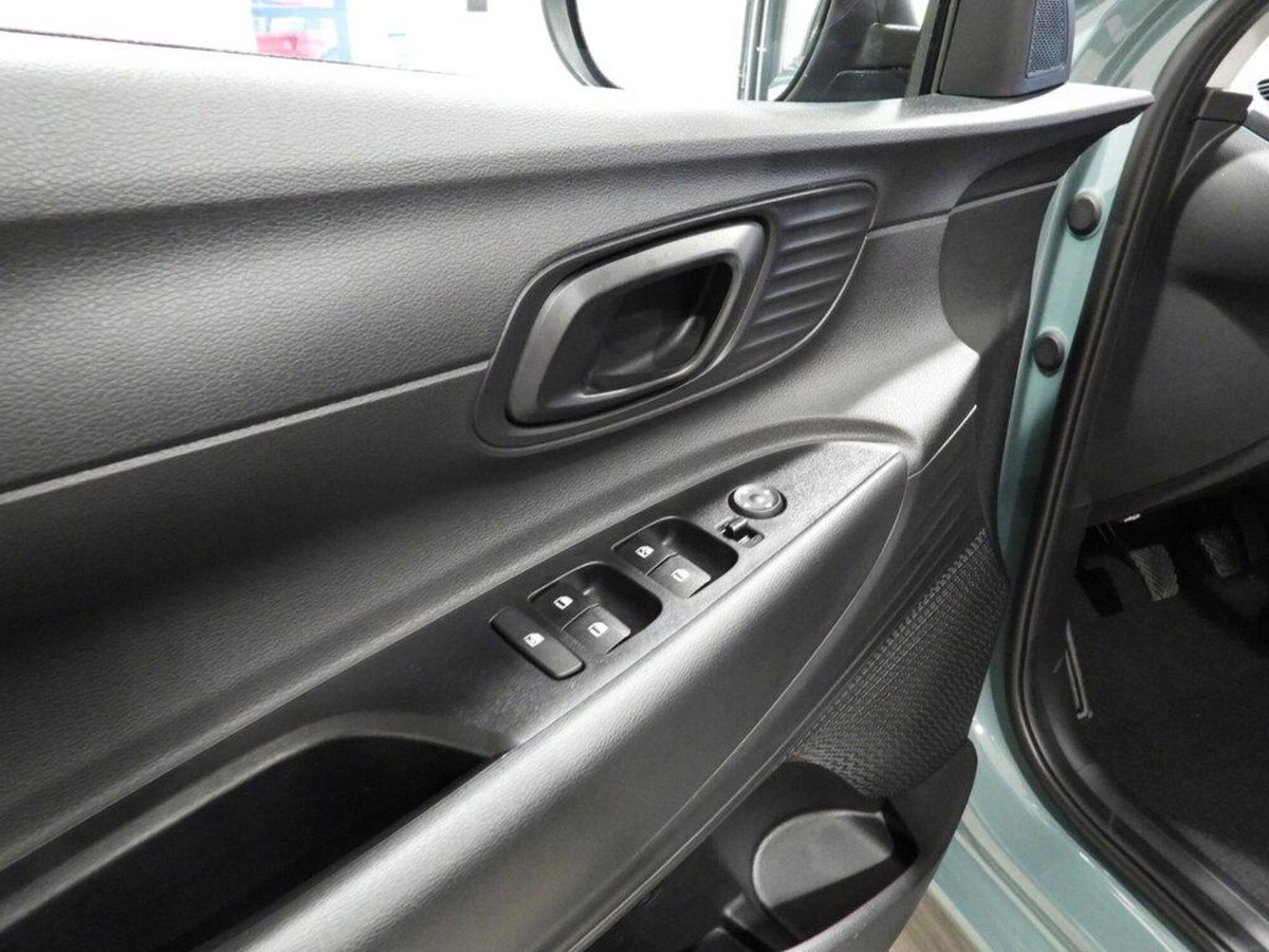 Hyundai i20 1.0 t-gdi Connectline 90cv mt (7)