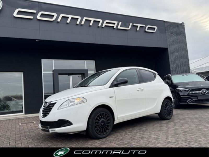 Lancia Ypsilon 1.2 69 CV 5 porte GPL Ecochic Elefantino