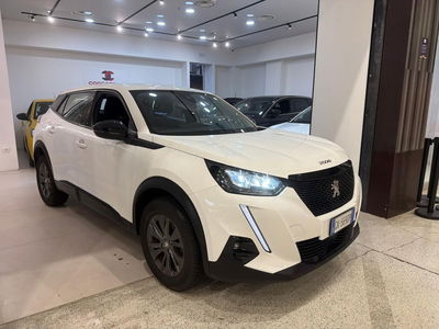 Peugeot 2008 PureTech 100 S&S Allure Pack usata
