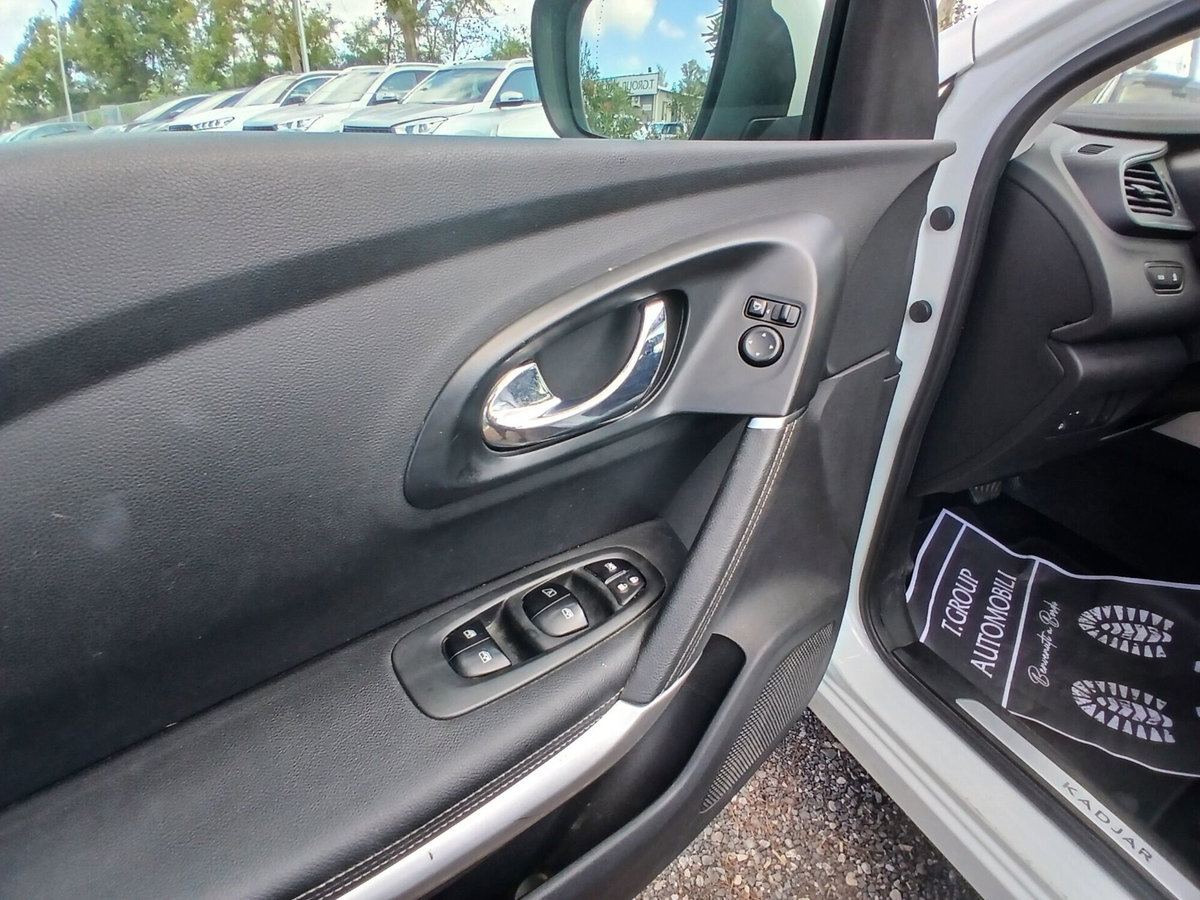 Renault Kadjar 8V 110CV EDC Energy Bose (18)