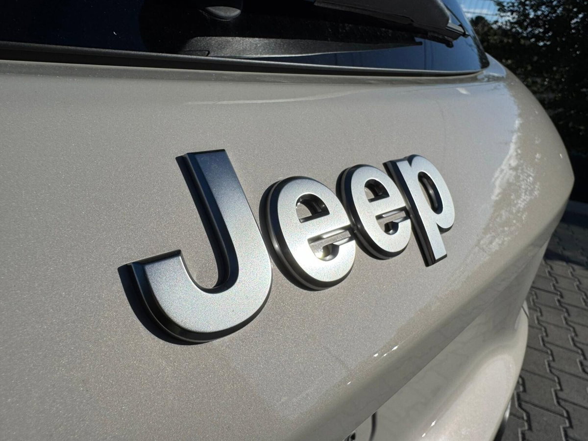 Jeep Avenger 1.2 turbo Summit fwd 100cv (17)