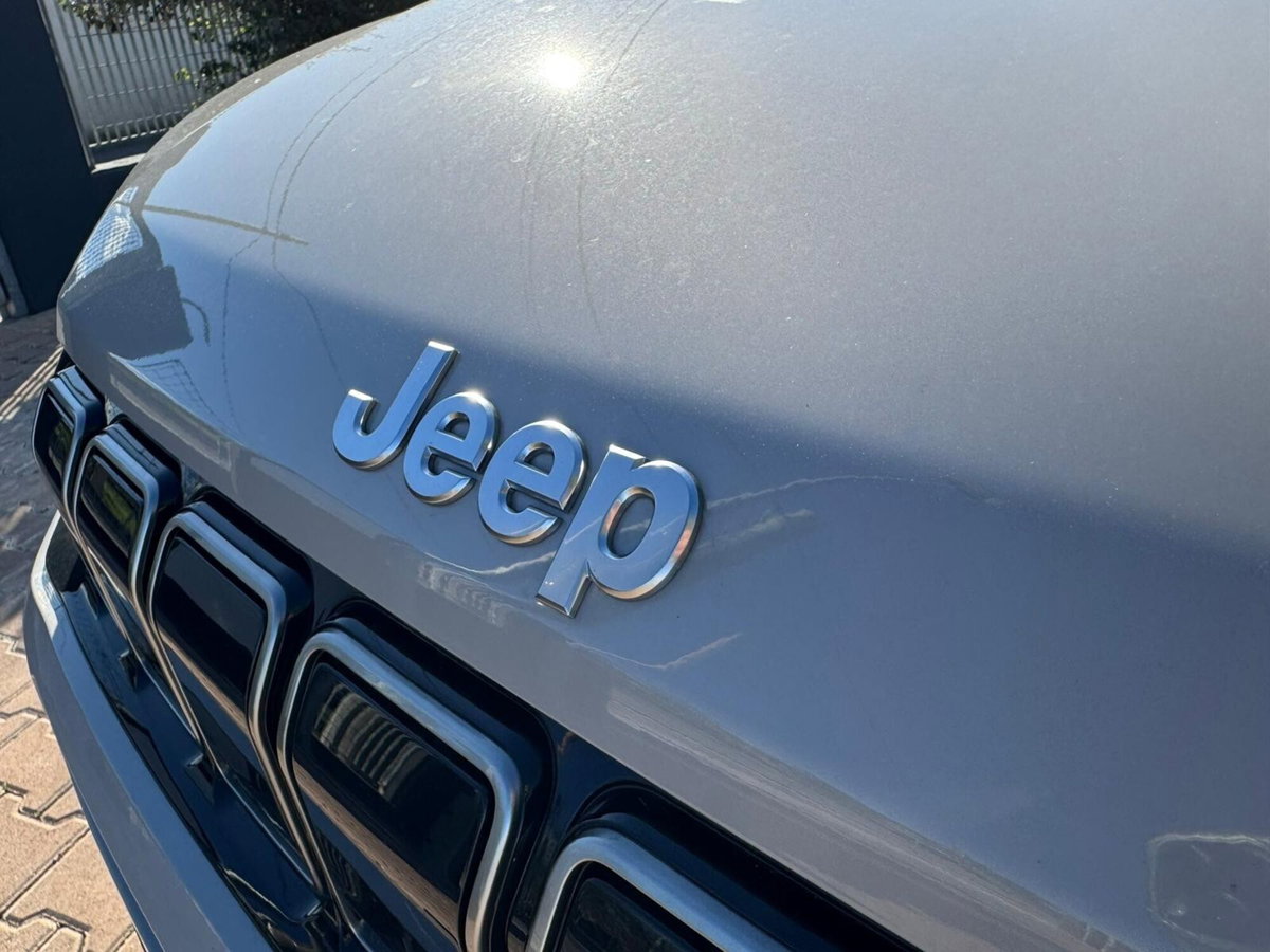 Jeep Avenger 1.2 turbo Summit fwd 100cv (8)
