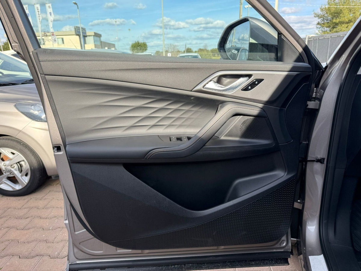 Mg HS HS 1.5T-GDI Luxury (9)