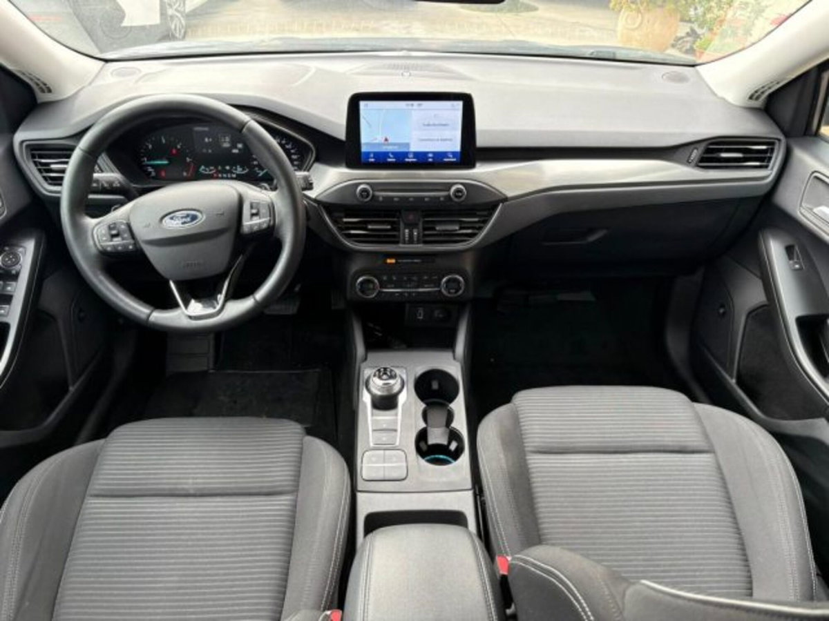 Ford Focus Station Wagon 2.0 EcoBlue 150 CV automatico SW ST-Line (7)