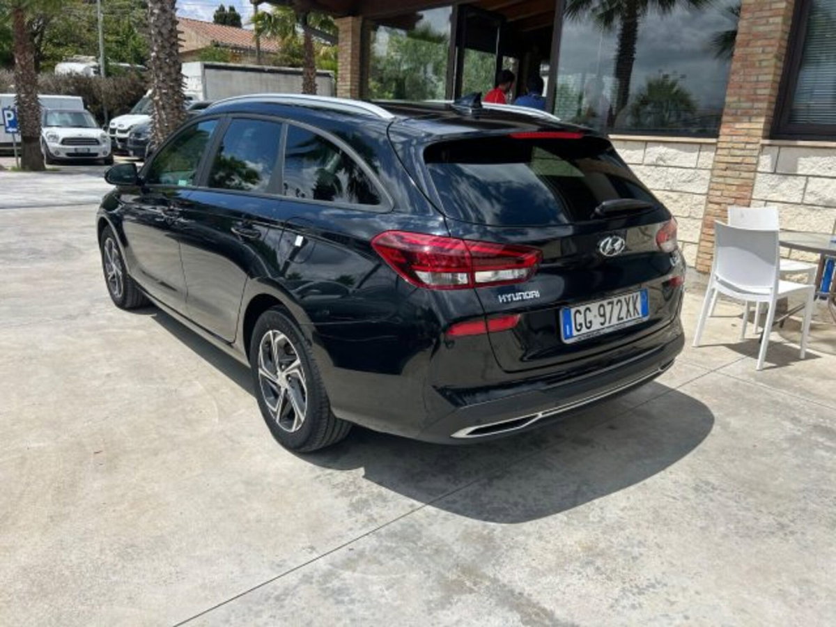 Hyundai i30 Station Wagon 1.6 CRDi 136 CV iMT 48V Prime (7)