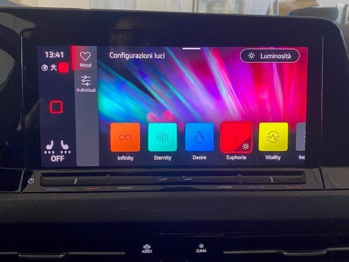 Volkswagen Golf 2.0 TSI GTI DSG (15)
