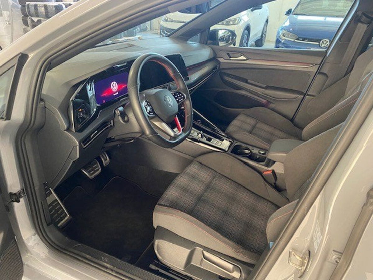 Volkswagen Golf 2.0 TSI GTI DSG (7)