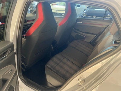 Volkswagen Golf 2.0 TSI GTI DSG (8)
