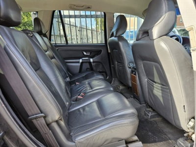 Volvo XC90 2.4 D5 185 CV aut. AWD Executive (13)